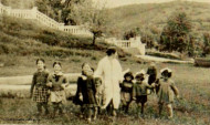 Զբոսանք Ծաղկաձորում. 1959 թվականի լուսանկար