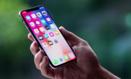 Apple ընկերությունը զգուշացրել է iPhone X-ի էկրանների հնարավոր այրման մասին