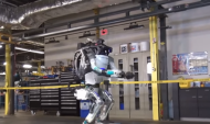 Boston Dynamics ընկերությունը ռոբոտին  սովորեցրել է սալտո անել (վիդեո)