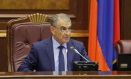 Արա Բաբլոյանը շնորհավորական ուղերձ է հղել Գիտելիքի և դպրության օրվա առթիվ