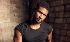 Usher-ի նոր երգը` Clueless